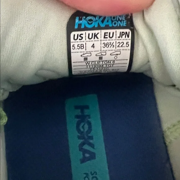 Hoka Clifton 8 Women's Blue and White Athletic Shoes - Picture 4 of 5